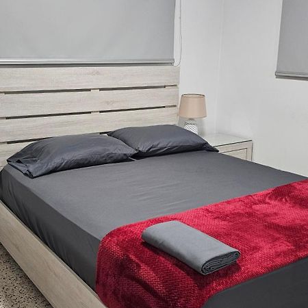Cozy Apartment In The Heart Of The City 폰세 외부 사진