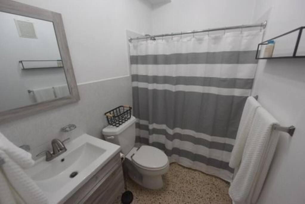 Cozy Apartment In The Heart Of The City 폰세 외부 사진