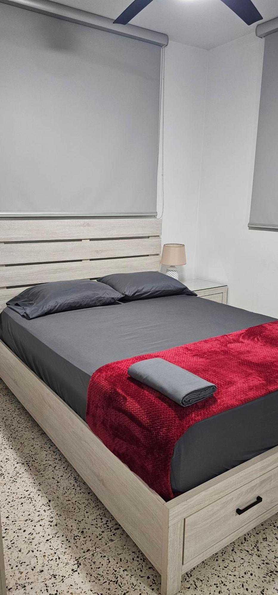 Cozy Apartment In The Heart Of The City 폰세 외부 사진